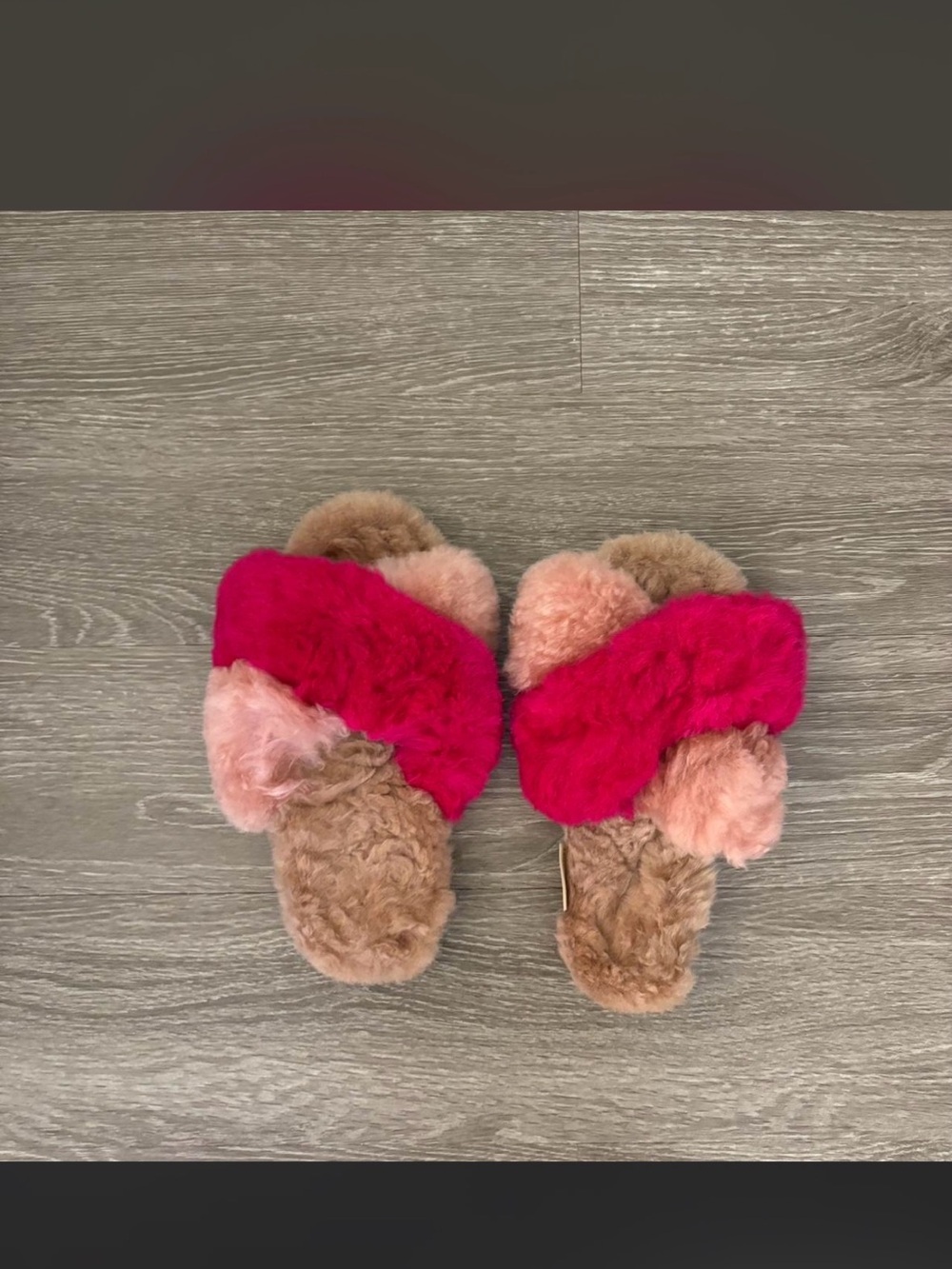Fuzzy Slide slippers